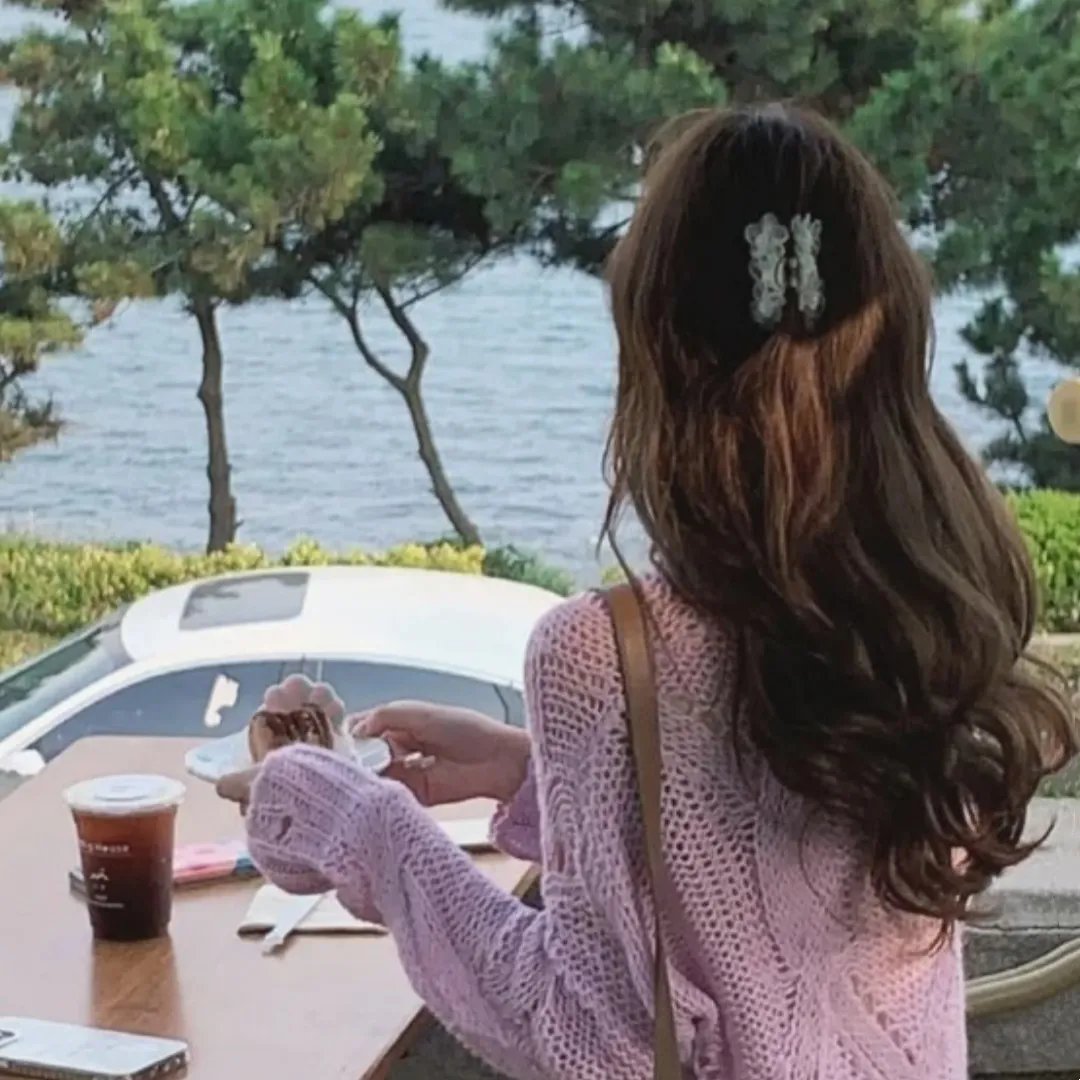 袖珍女仆小梅